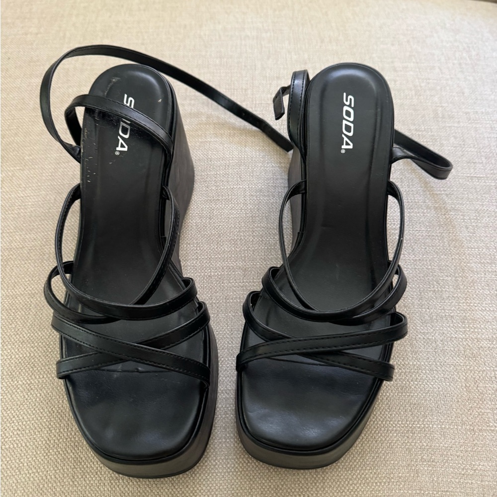 Black strappy platform sandals